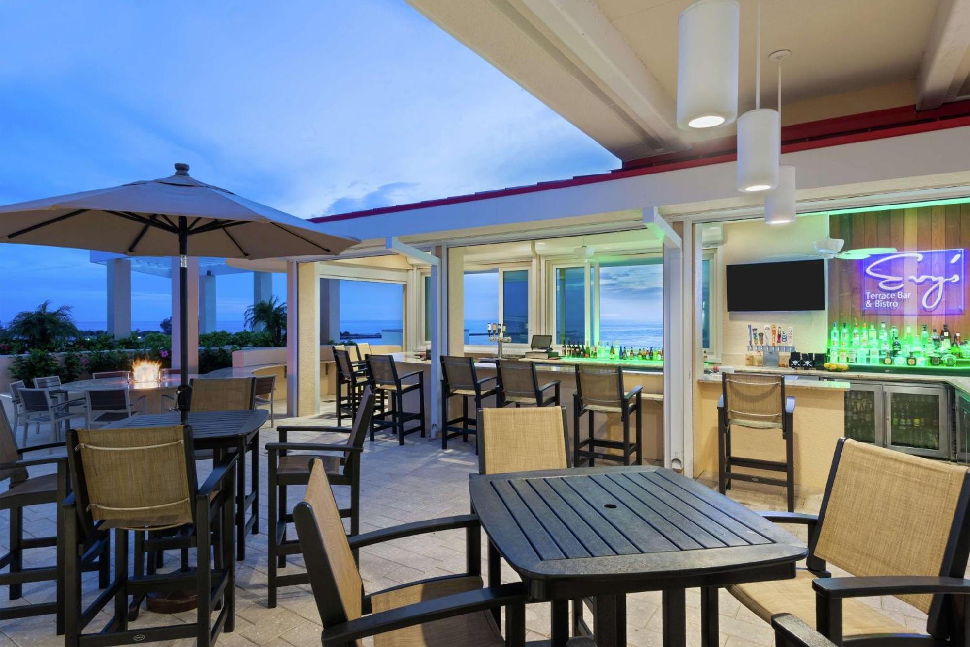 Hampton Inn And Suites Clearwater Beach Exterior foto