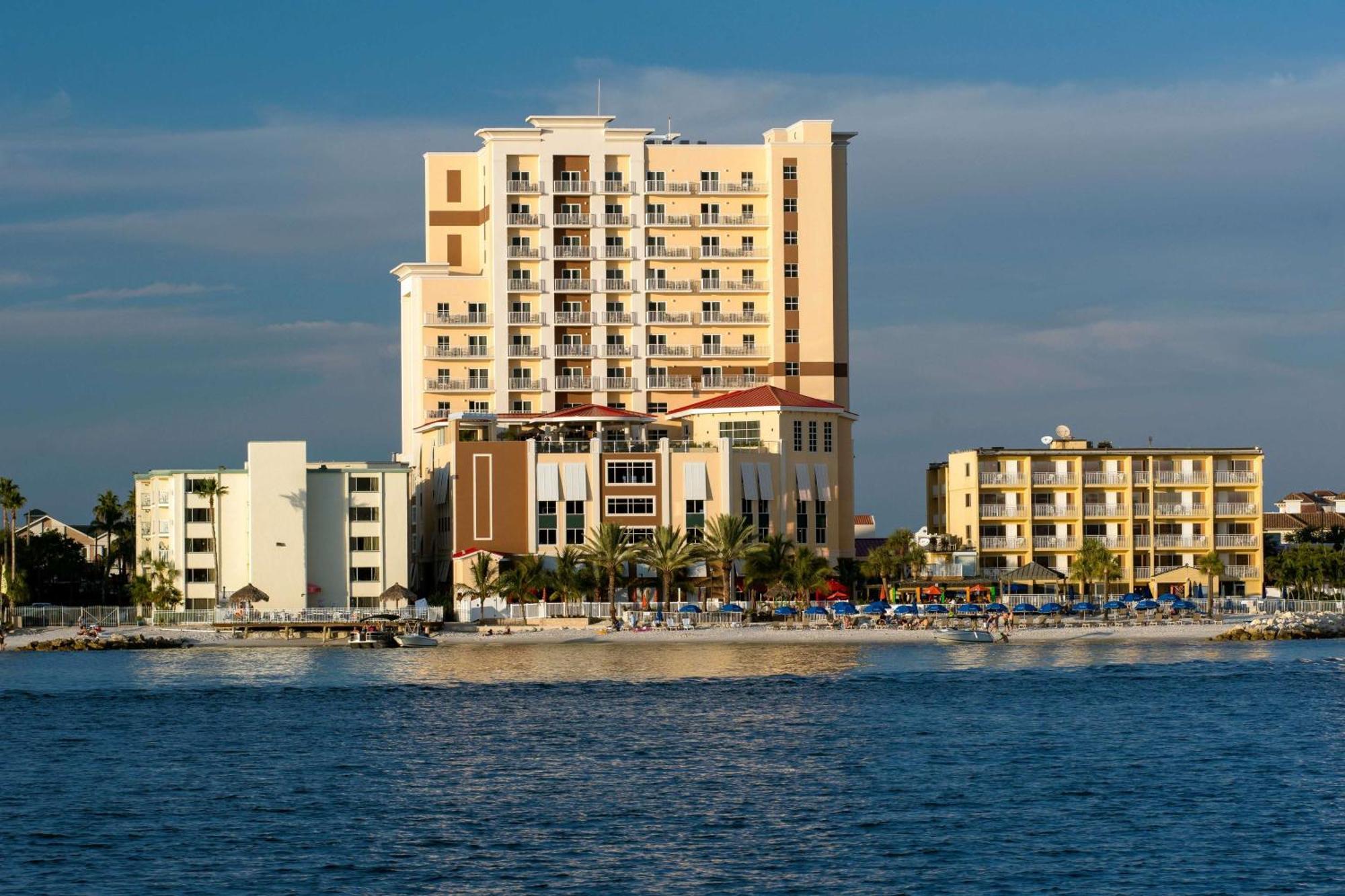 Hampton Inn And Suites Clearwater Beach Exterior foto