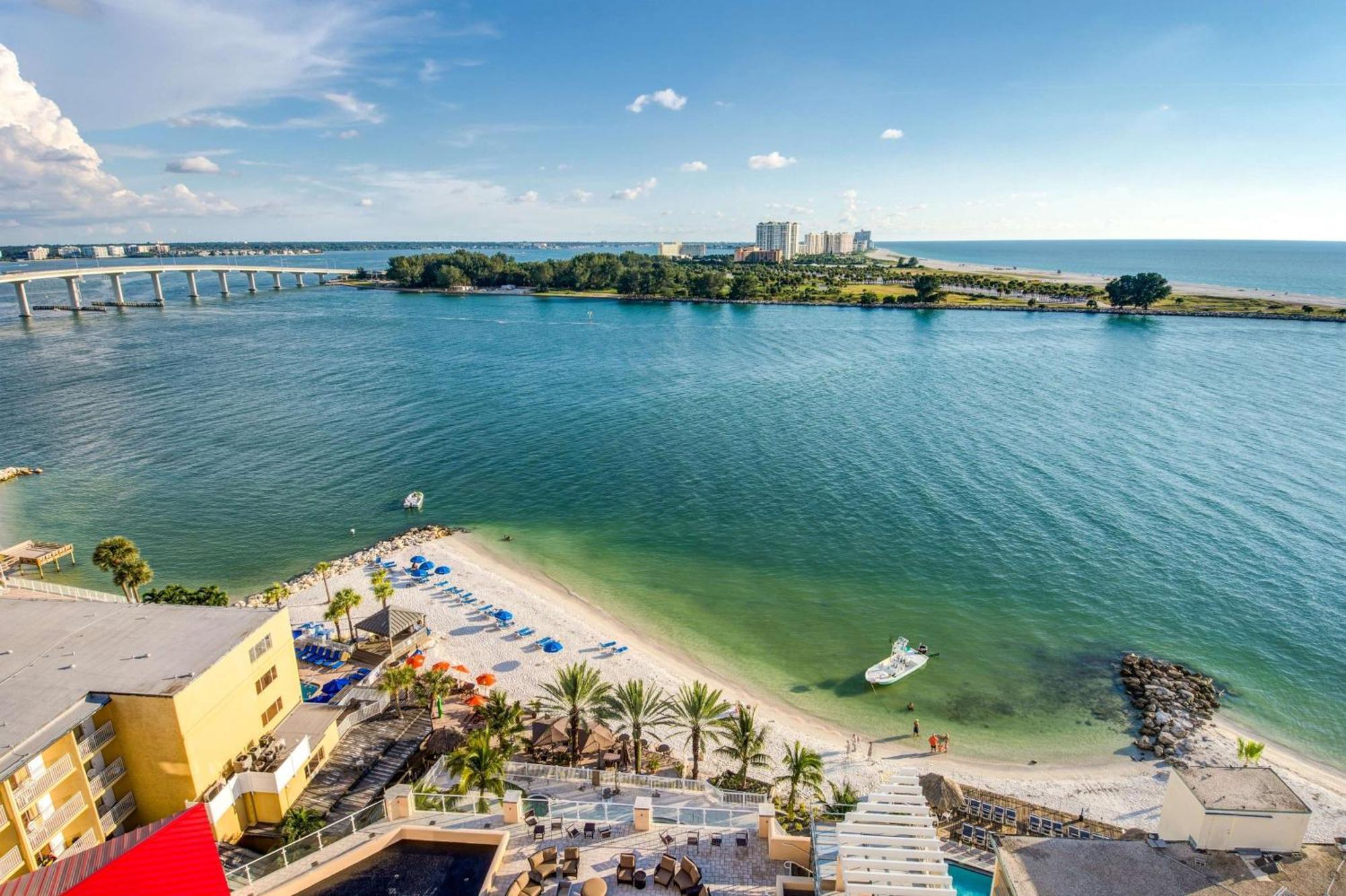 Hampton Inn And Suites Clearwater Beach Exterior foto